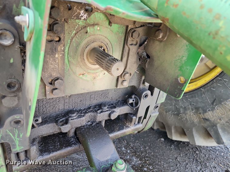 image for item OF9837 2006 John Deere  7420 tractor