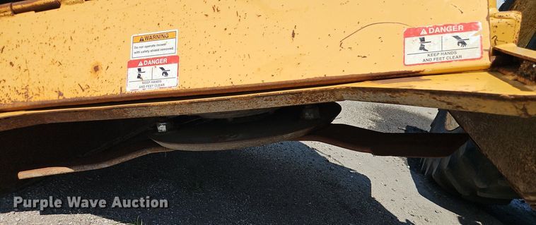 image for item OF9837 2006 John Deere  7420 tractor