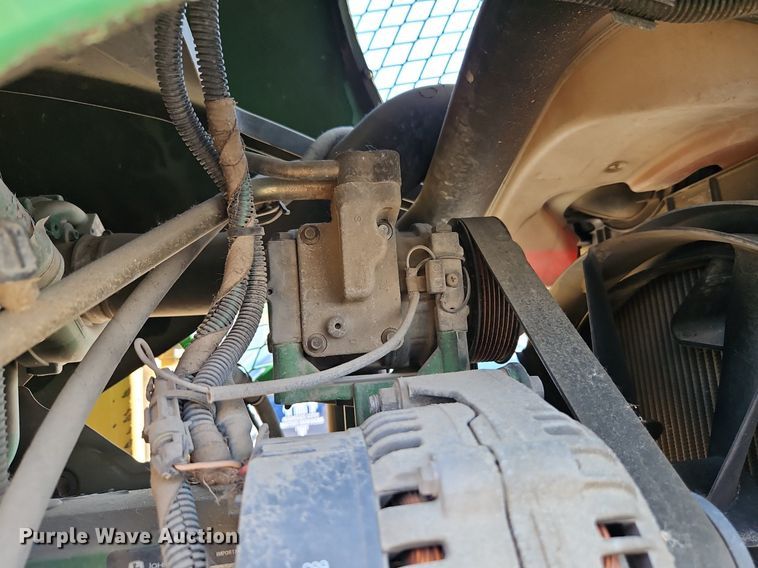 image for item OF9837 2006 John Deere  7420 tractor