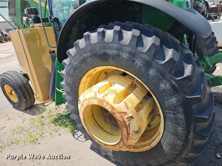 image for item OF9837 2006 John Deere  7420 tractor