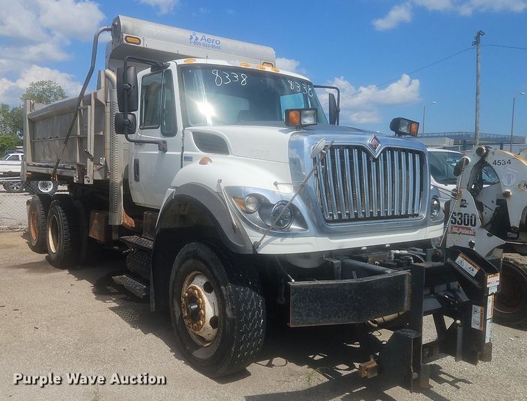 image for item OF9842 2014 International  WorkStar 7500 dump truck