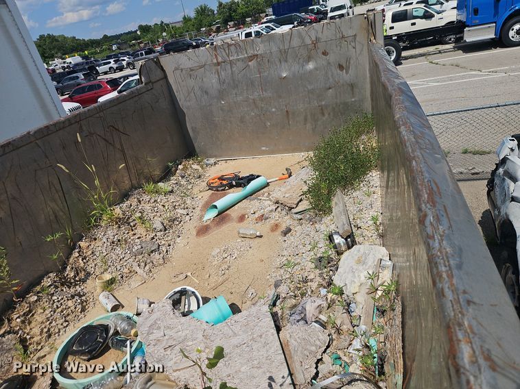 image for item OF9842 2014 International  WorkStar 7500 dump truck