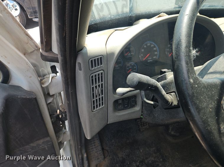 image for item OF9842 2014 International  WorkStar 7500 dump truck