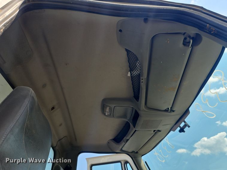 image for item OF9842 2014 International  WorkStar 7500 dump truck