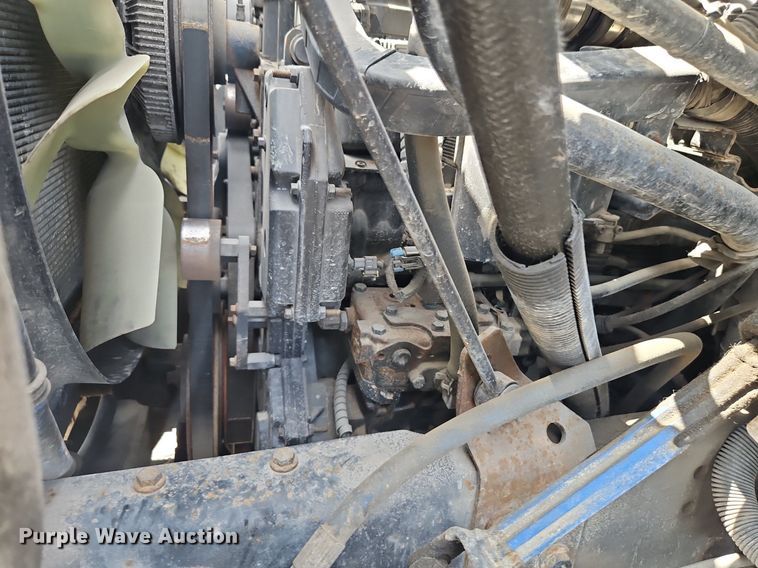 image for item OF9842 2014 International  WorkStar 7500 dump truck