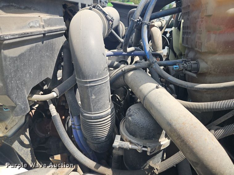 image for item OF9842 2014 International  WorkStar 7500 dump truck