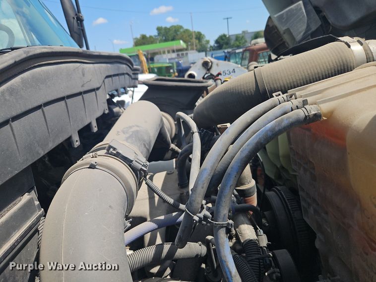 image for item OF9842 2014 International  WorkStar 7500 dump truck