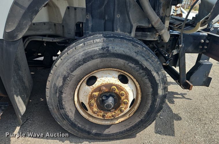 image for item OF9842 2014 International  WorkStar 7500 dump truck