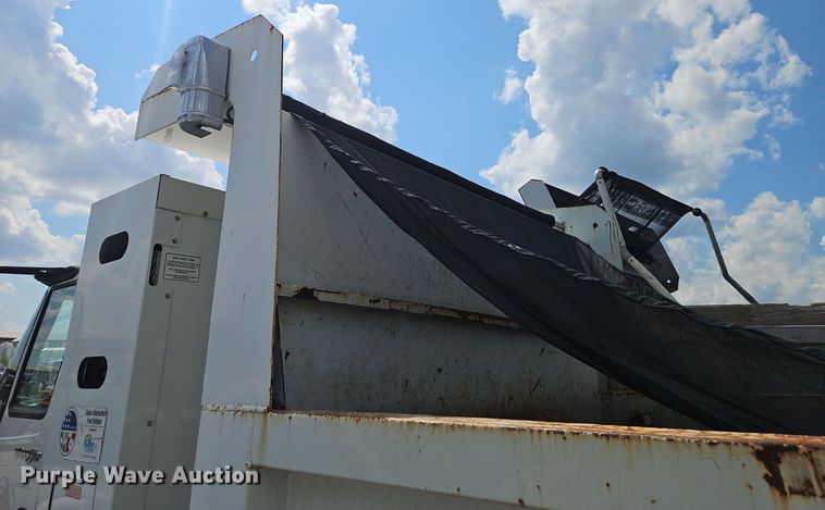 image for item OF9846 2012 International  WorkStar 7400 dump truck