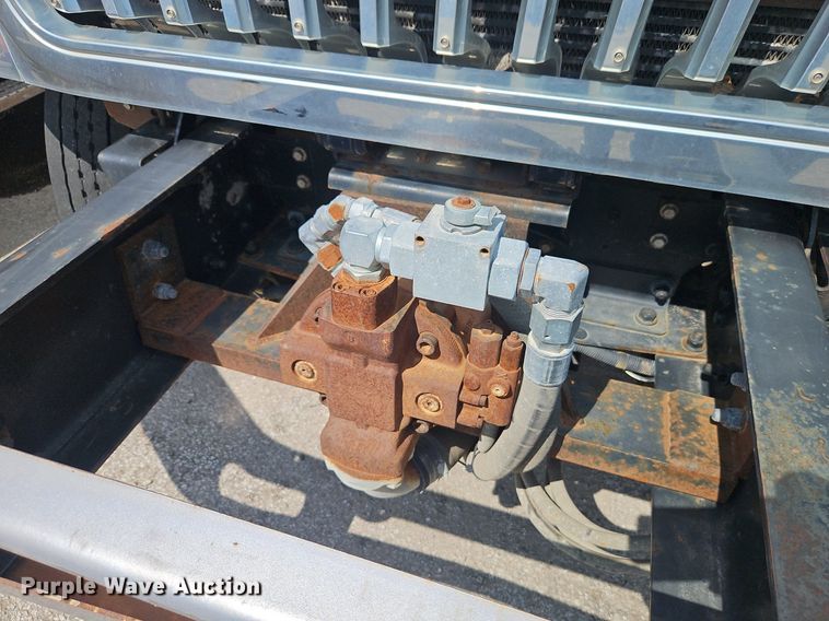 image for item OF9846 2012 International  WorkStar 7400 dump truck