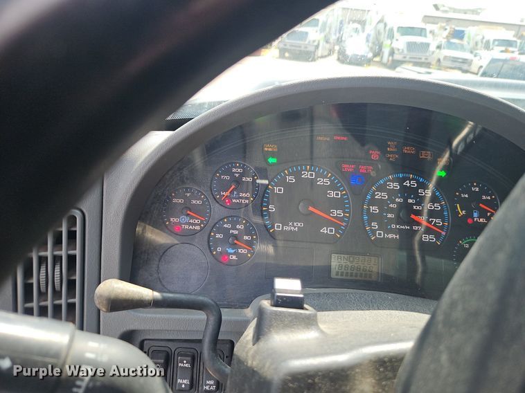 image for item OF9846 2012 International  WorkStar 7400 dump truck