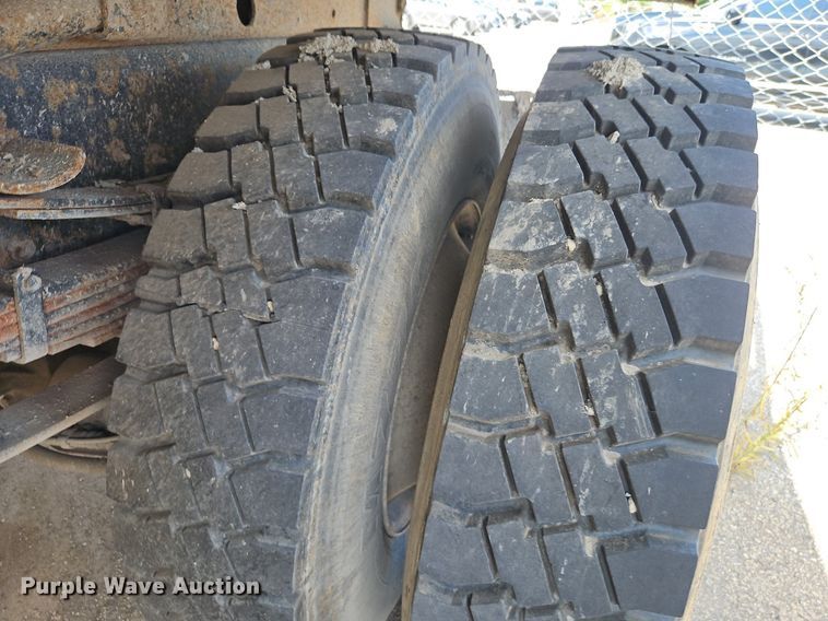 image for item OF9846 2012 International  WorkStar 7400 dump truck