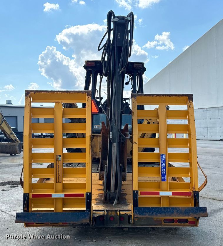 image for item OF9848 2015 Felling FT-24-2LP equipment trailer