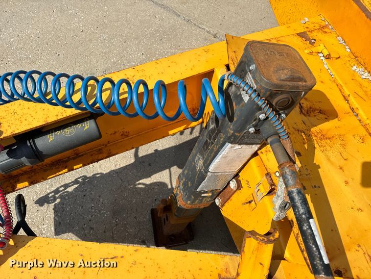 image for item OF9848 2015 Felling FT-24-2LP equipment trailer