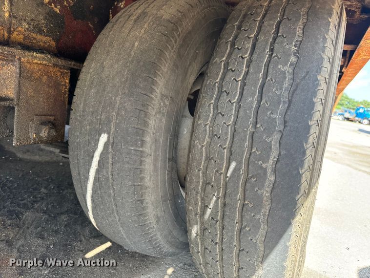 image for item OF9848 2015 Felling FT-24-2LP equipment trailer