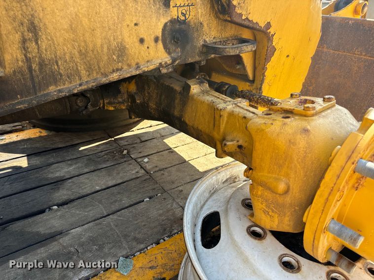 image for item OF9848 2015 Felling FT-24-2LP equipment trailer