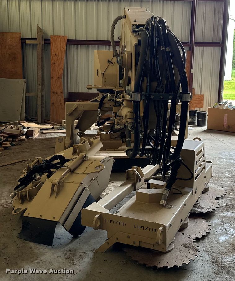 image for item OG9570 2015 Caterpillar  wheel loader mower system