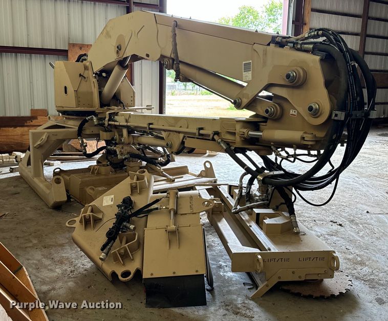 image for item OG9570 2015 Caterpillar  wheel loader mower system