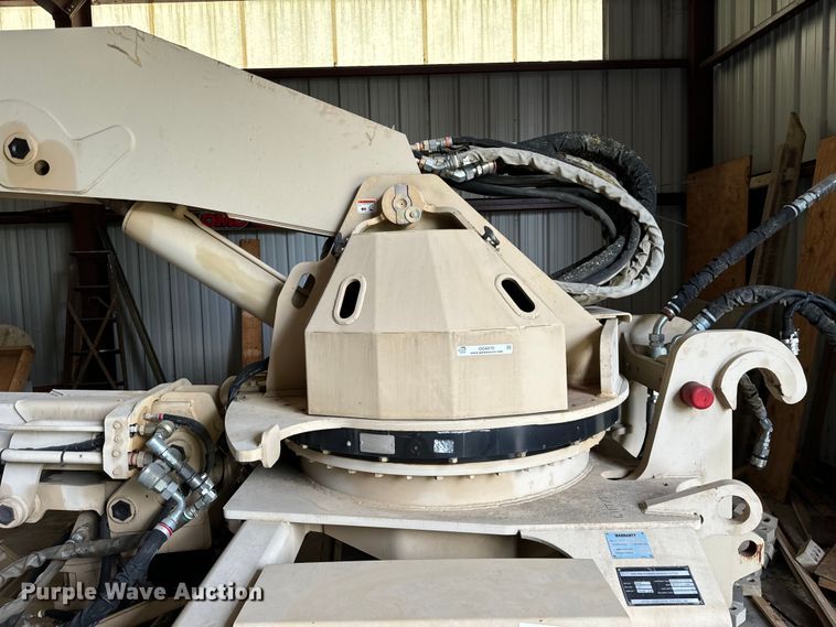 image for item OG9570 2015 Caterpillar  wheel loader mower system