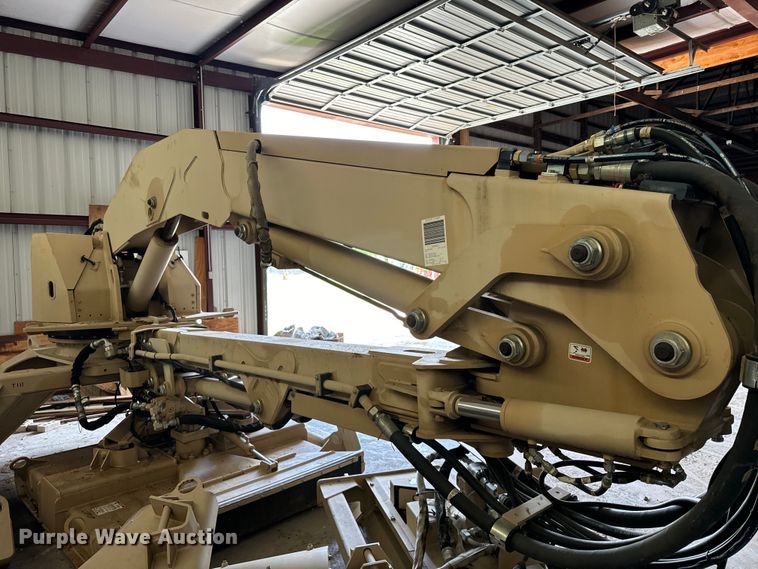 image for item OG9570 2015 Caterpillar  wheel loader mower system