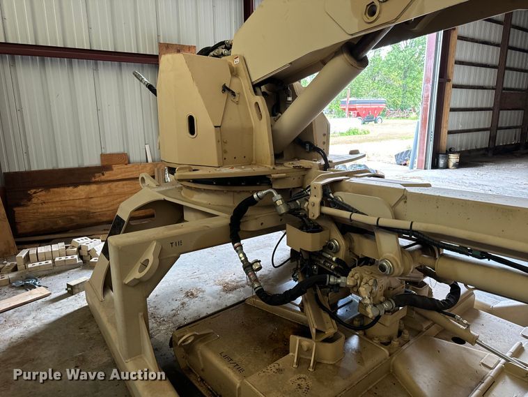 image for item OG9570 2015 Caterpillar  wheel loader mower system