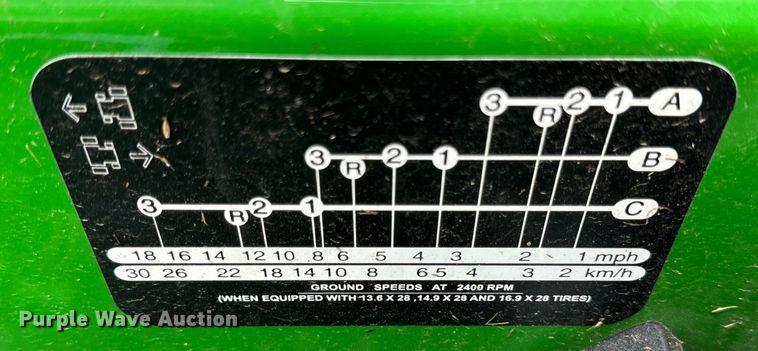 image for item OG9572 2010 John Deere 5075E tractor