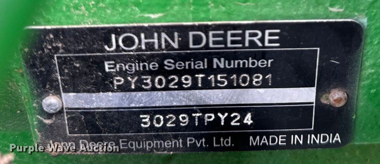 image for item OG9572 2010 John Deere 5075E tractor