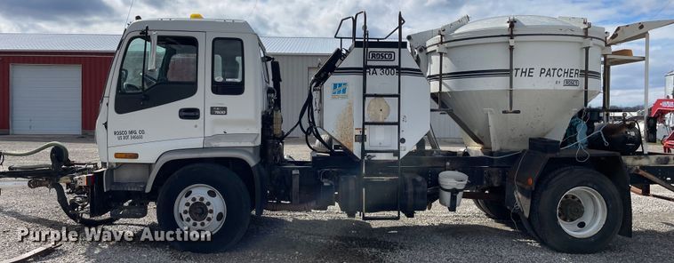 image for item OG9847 1997 GMC  7500 asphalt patch truck