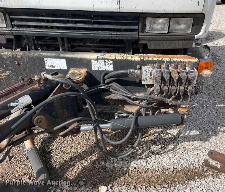 image for item OG9847 1997 GMC  7500 asphalt patch truck