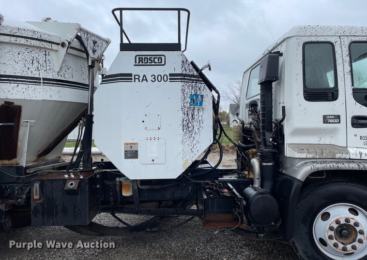 image for item OG9847 1997 GMC  7500 asphalt patch truck