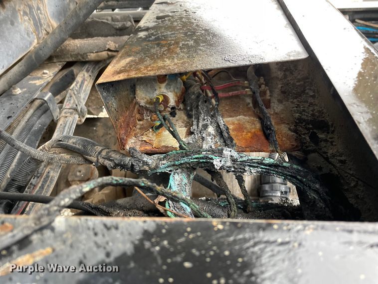 image for item OG9847 1997 GMC  7500 asphalt patch truck