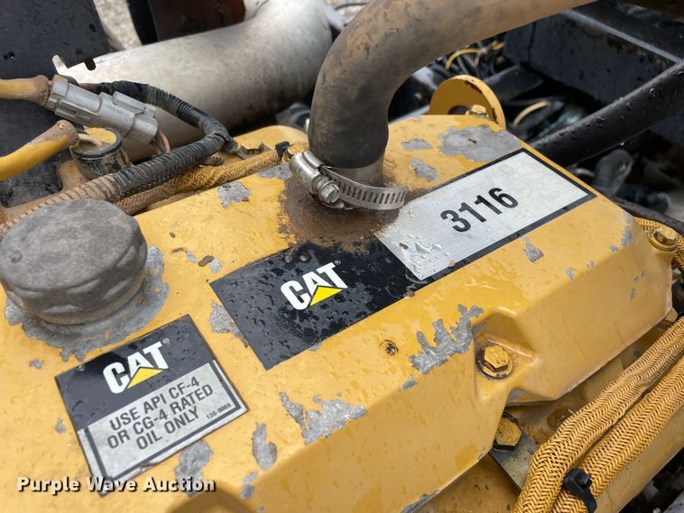 image for item OG9847 1997 GMC  7500 asphalt patch truck