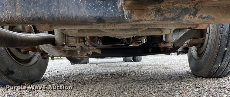 image for item OG9847 1997 GMC  7500 asphalt patch truck