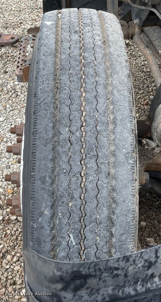 image for item OG9847 1997 GMC  7500 asphalt patch truck