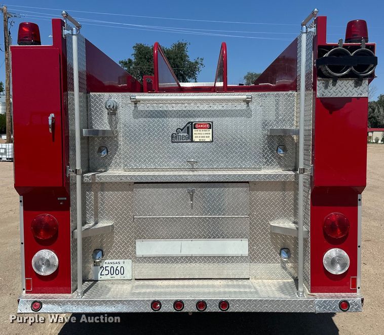 image for item OL9718 1995 Ford pumper fire truck