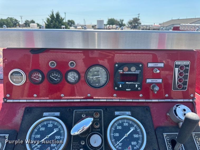 image for item OL9718 1995 Ford pumper fire truck