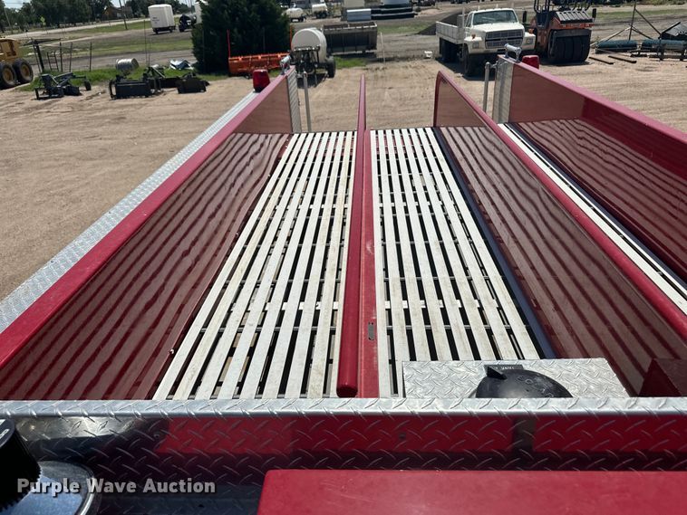 image for item OL9718 1995 Ford pumper fire truck