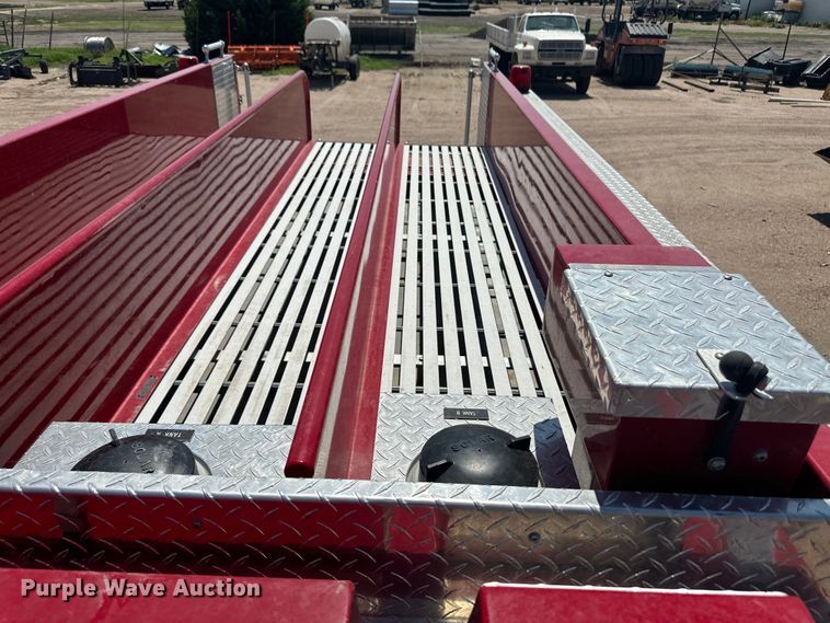 image for item OL9718 1995 Ford pumper fire truck