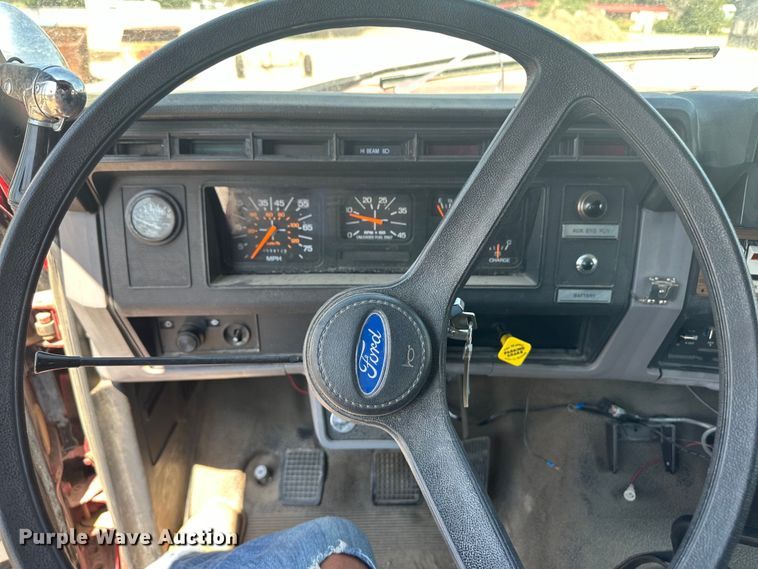 image for item OL9718 1995 Ford pumper fire truck