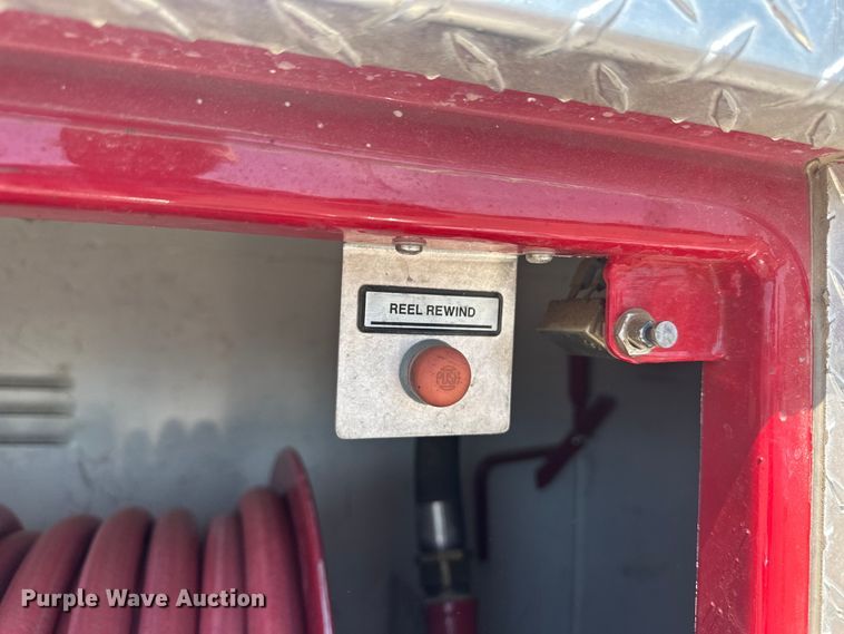 image for item OL9718 1995 Ford pumper fire truck