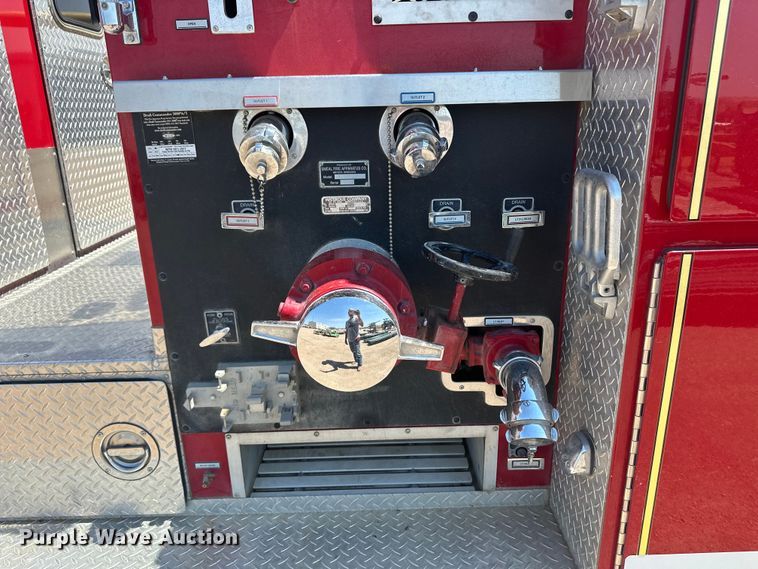 image for item OL9718 1995 Ford pumper fire truck