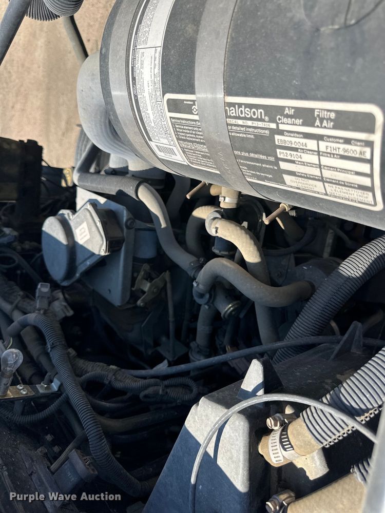 image for item OL9718 1995 Ford pumper fire truck