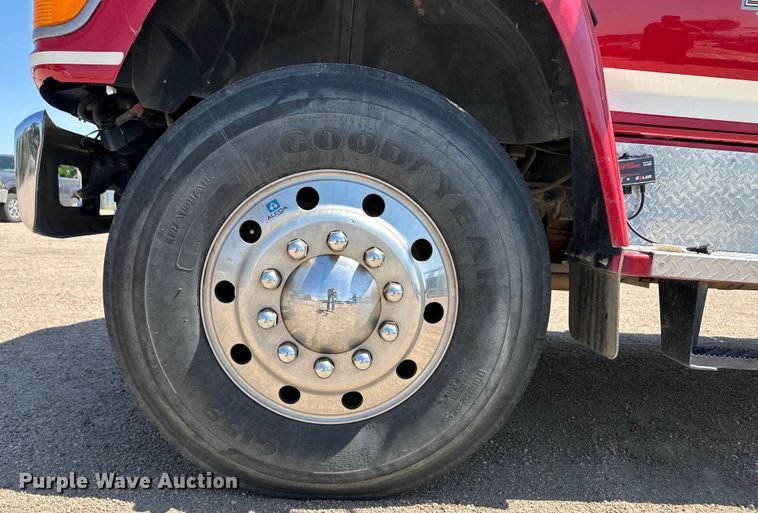 image for item OL9718 1995 Ford pumper fire truck