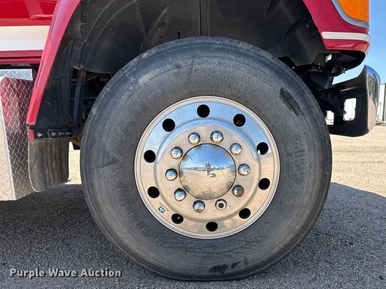 image for item OL9718 1995 Ford pumper fire truck