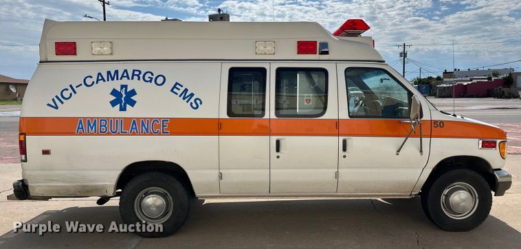 image for item OL9720 1992 Ford Econoline 350 ambulance