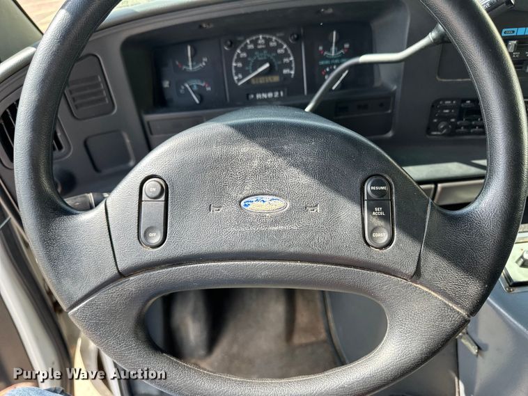 image for item OL9720 1992 Ford Econoline 350 ambulance