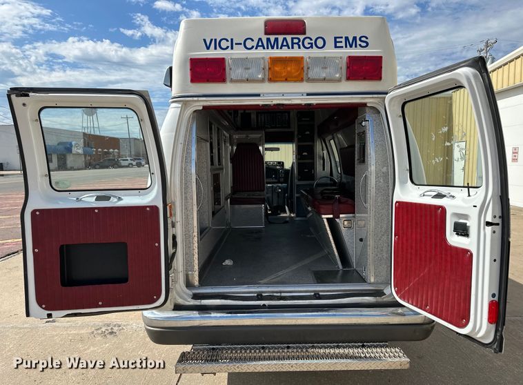image for item OL9720 1992 Ford Econoline 350 ambulance