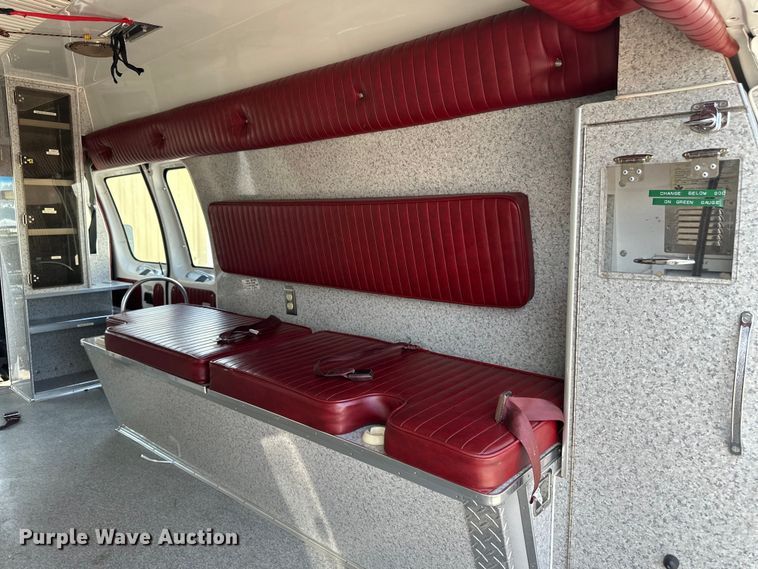 image for item OL9720 1992 Ford Econoline 350 ambulance