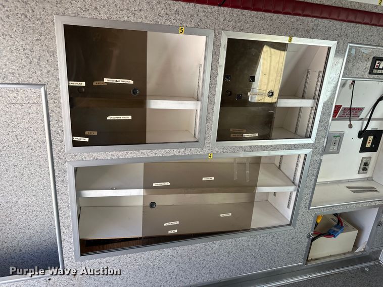 image for item OL9720 1992 Ford Econoline 350 ambulance