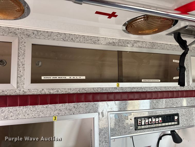 image for item OL9720 1992 Ford Econoline 350 ambulance